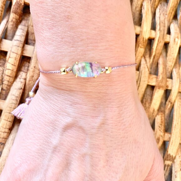 NWT Kendra Scott Everlyne Friendship Bracelet in Gold/Llilac/Abalone, One Size - Picture 5 of 5